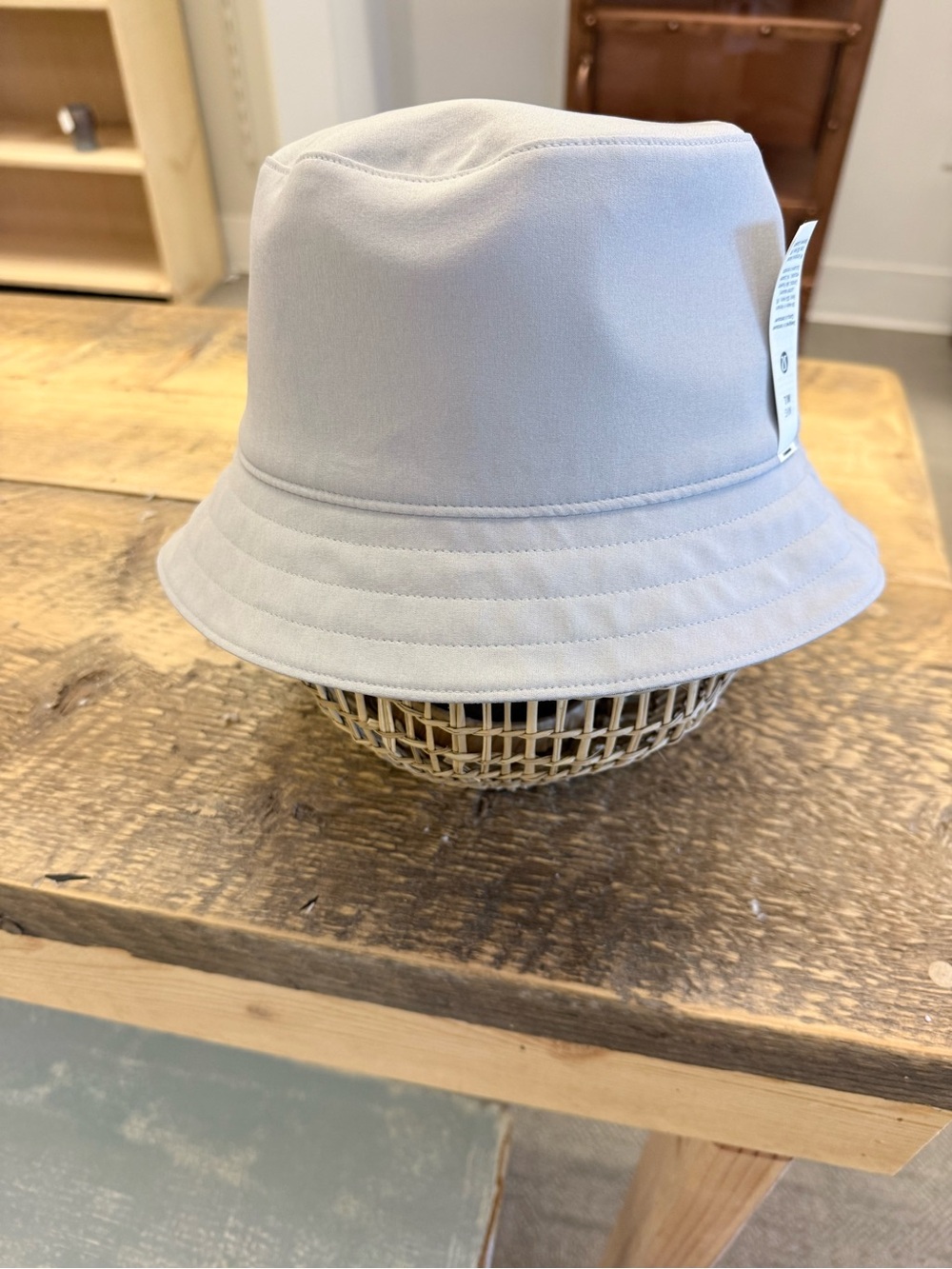 Lululemon Reversible Bucket Hat -Size M/L  - NWT